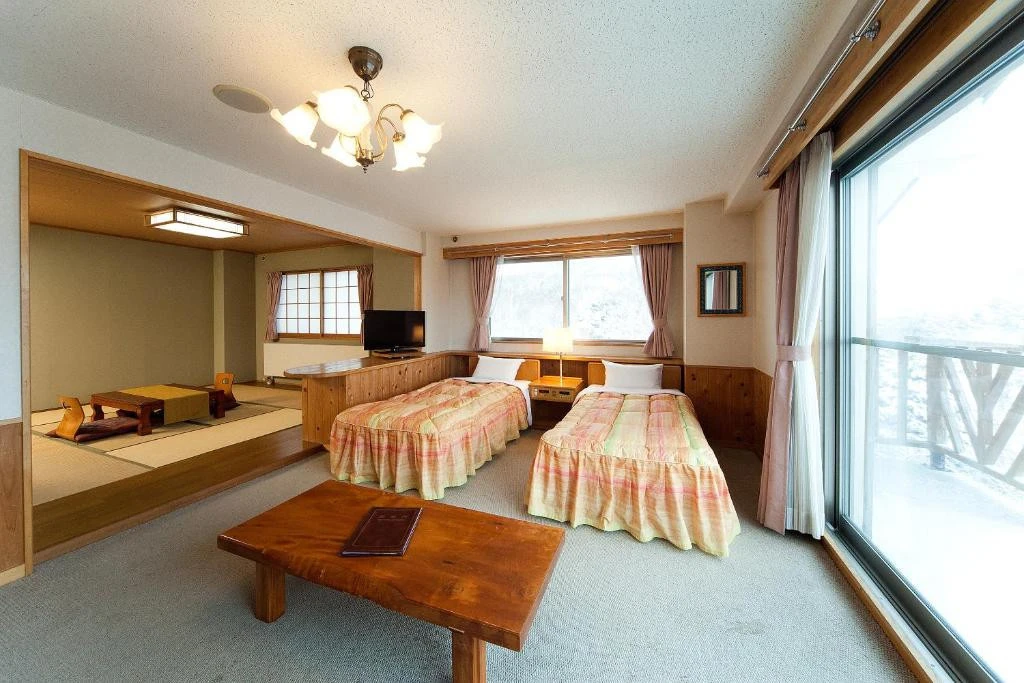 Hotel Mount Shiga, Shiga Kogen Accommodation